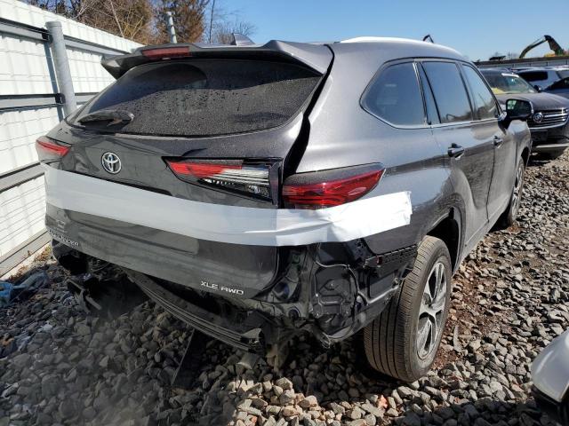 5TDGZRBH0NS243260 - 2022 TOYOTA HIGHLANDER XLE 灰色 照片 3