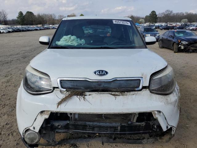 KNDJN2A20F7812450 - 2015 KIA SOUL WHITE photo 5