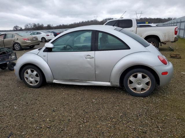 3VWCD21C7YM441507 - 2000 VOLKSWAGEN NEW BEETLE GLS SILVER photo 2