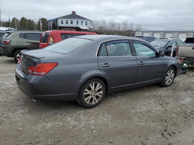 4T1BK36BX8U320066 - 2008 TOYOTA AVALON XL GRAY photo 3