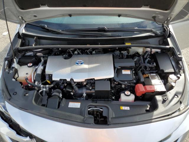 JTDKARFP5J3076991 - 2018 TOYOTA PRIUS PRIM 银色 照片 11