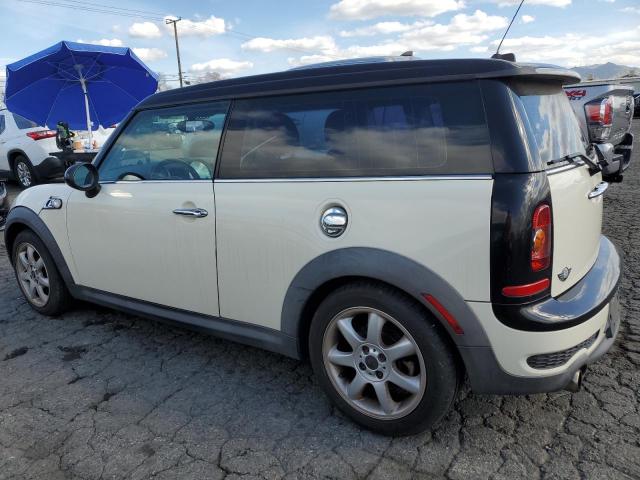 WMWMM33589TP91627 - 2009 MINI COOPER S CLUBMAN WHITE photo 2