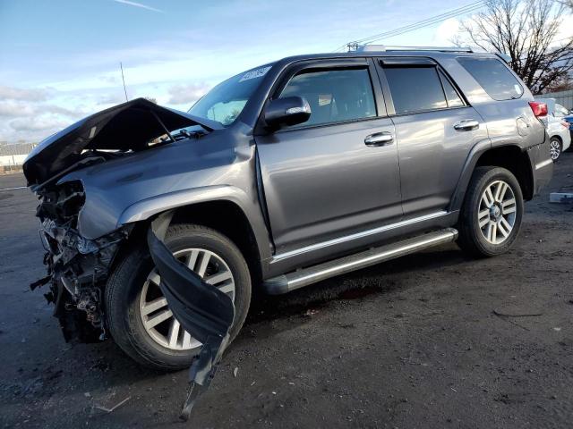 JTEBU5JR3B5047970 - 2011 TOYOTA 4RUNNER SR5 GRAY photo 1