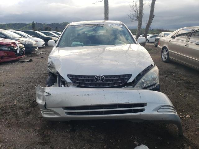 4T1BE32K63U773204 - 2003 TOYOTA CAMRY LE SILVER photo 5