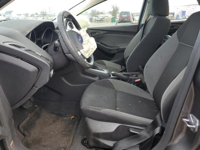 1FAHP3F23CL457063 - 2012 FORD FOCUS SE GRAY photo 7