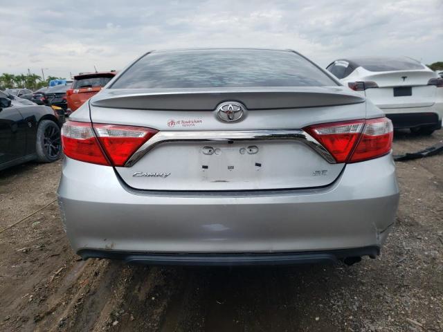 4T1BF1FK2GU149174 - 2016 TOYOTA CAMRY LE SILVER photo 6