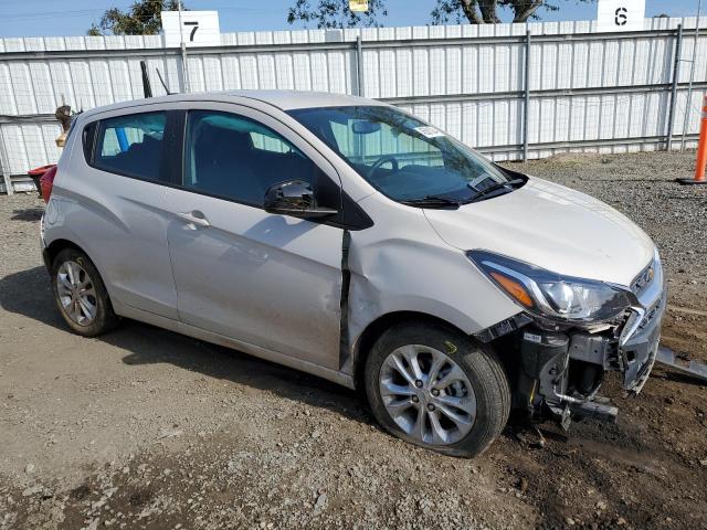 KL8CD6SA0MC745032 - 2021 CHEVROLET SPARK 1LT WHITE photo 4