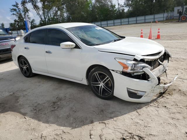 1N4AL3AP9FN396908 - 2015 NISSAN ALTIMA 2.5 WHITE photo 4