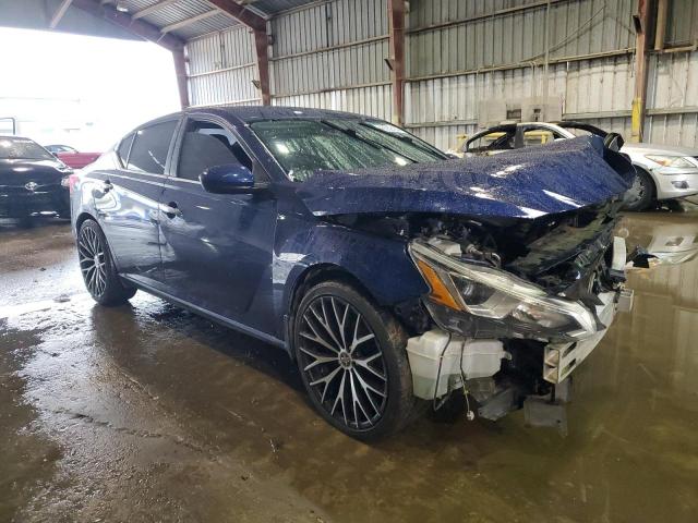 1N4BL4BV5KC254827 - 2019 NISSAN ALTIMA S BLUE photo 4