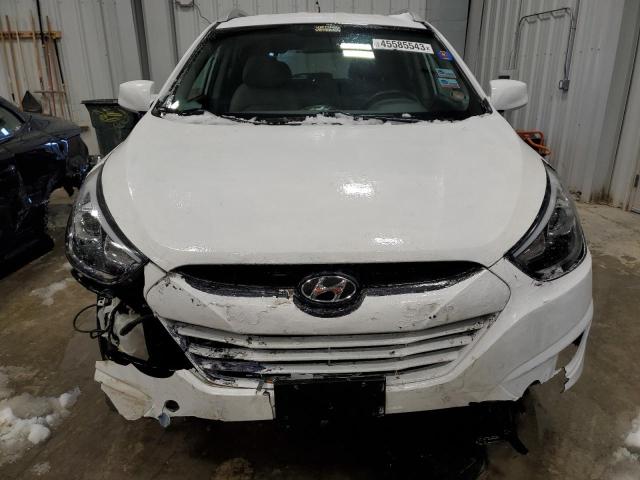 KM8JU3AG8FU103699 - 2015 HYUNDAI TUCSON LIMITED WHITE photo 5