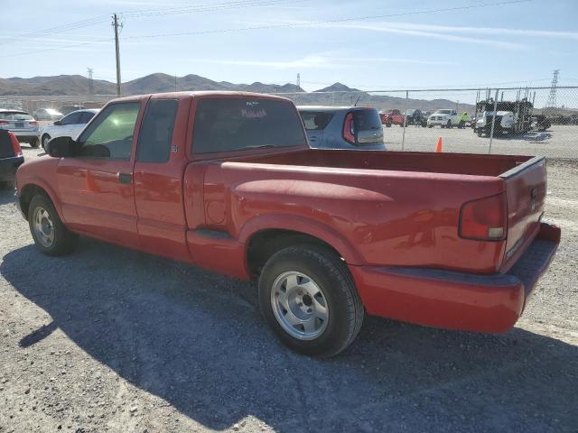 1GTCS195228185829 - 2002 GMC SONOMA RED photo 2