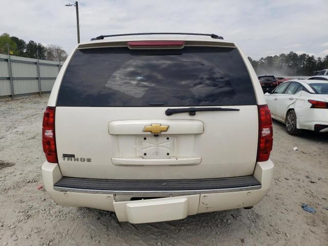 1GNSCCE06DR203039 - 2013 CHEVROLET TAHOE C1500 LTZ WHITE photo 6