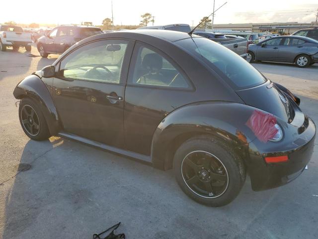 3VWPG3AG7AM013265 - 2010 VOLKSWAGEN NEW BEETLE BLACK photo 2