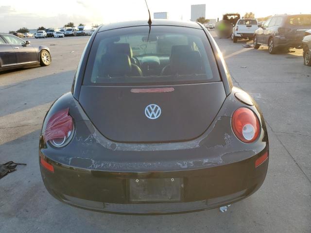 3VWPG3AG7AM013265 - 2010 VOLKSWAGEN NEW BEETLE BLACK photo 6