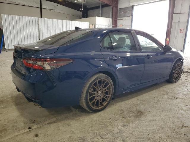 4T1T11BK8PU075218 - 2023 TOYOTA CAMRY SE NIGHT SHADE BLUE photo 3