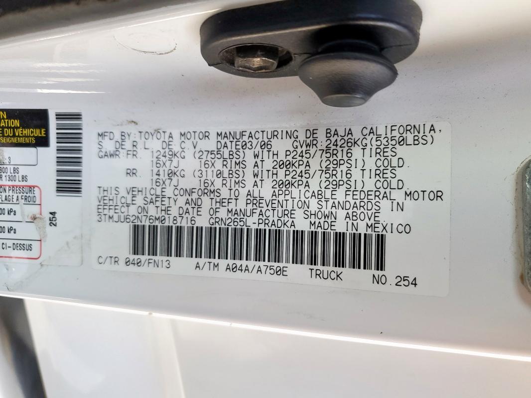 3TMJU62N76M018716 - 2006 TOYOTA TACOMA DOUBLE CAB PRERUNNER WHITE photo 12