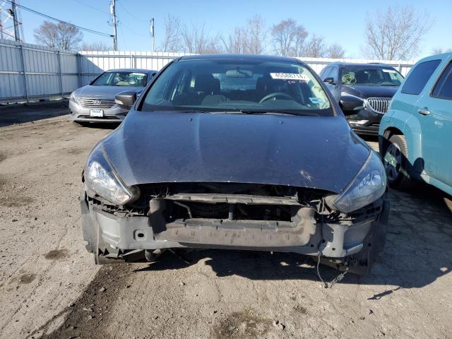 1FADP3M23HL331097 - 2017 FORD FOCUS SEL GRAY photo 5