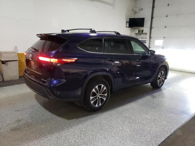 5TDHZRBH4MS555066 - 2021 TOYOTA HIGHLANDER XLE 蓝色 照片 3