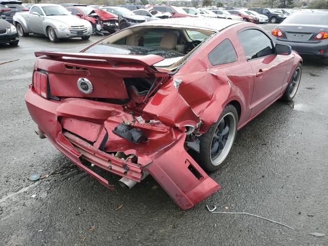 1ZVFT82H855105072 - 2005 FORD MUSTANG GT BURGUNDY photo 3