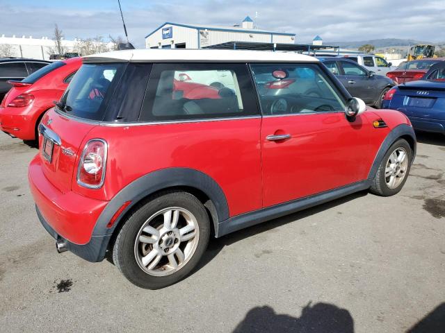 WMWSU3C54DT684221 - 2013 MINI COOPER RED photo 3