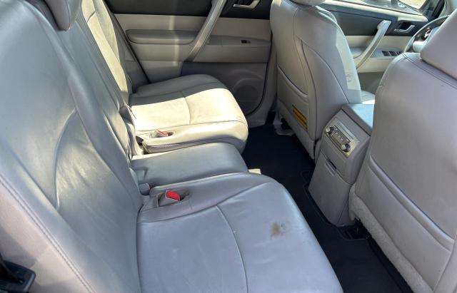 5TDZK3EH4DS129282 - 2013 TOYOTA HIGHLANDER BASE Сұр фото 6