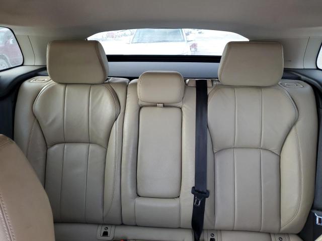 SALVP2BG0GH111711 - 2016 LAND ROVER RANGE ROVE SE WHITE photo 10