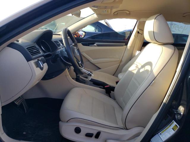 1VWDT7A30HC018905 - 2017 VOLKSWAGEN PASSAT R-LINE أسود صورة 7