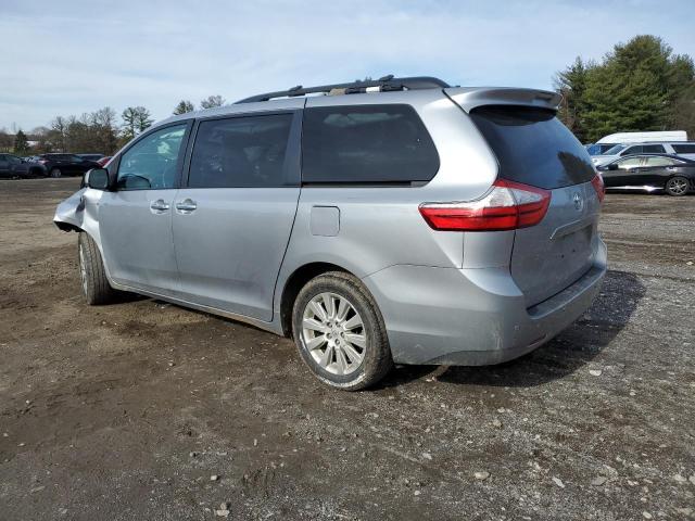 5TDDK3DC3FS095676 - 2015 TOYOTA SIENNA XLE SILVER photo 2