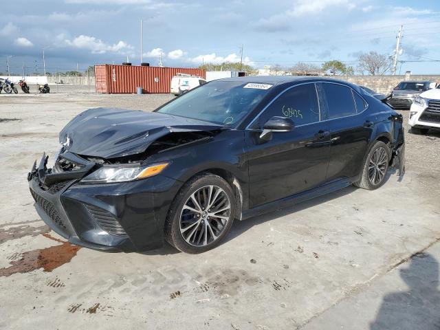 4T1B11HK9JU669438 - 2018 TOYOTA CAMRY L GRAY photo 1