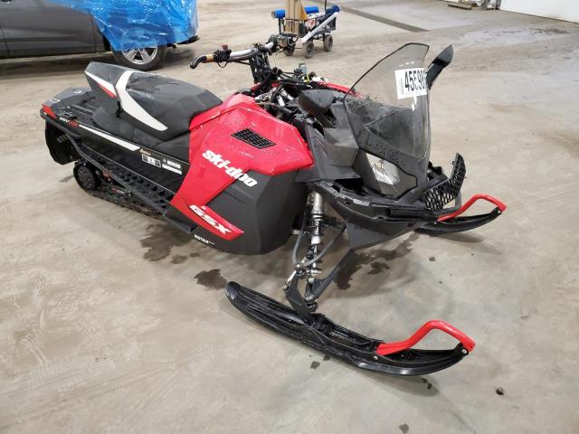 2015 SKI DOO SNOWMOBILE, 