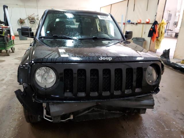 1C4NJPFB6GD612386 - 2016 JEEP PATRIOT LATITUDE BLACK photo 5