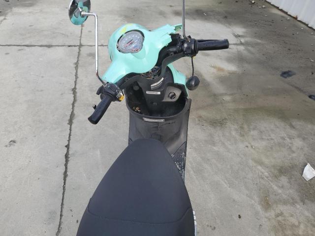 RFVPAP5A1N1130902 - 2022 GENUINE SCOOTER CO. BUDDY 50 TURQUOISE photo 5