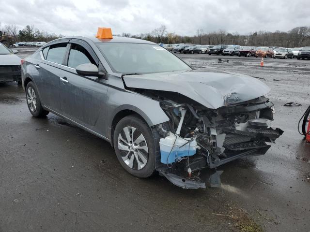 1N4BL4BW2KN302328 - 2019 NISSAN ALTIMA S GRAY photo 4