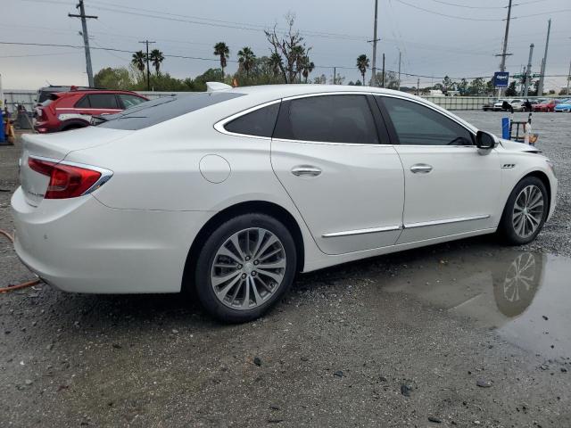 1G4ZP5SS9JU142237 - 2018 BUICK LACROSSE ESSENCE WHITE photo 3