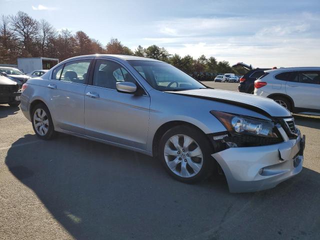 1HGCP36848A051919 - 2008 HONDA ACCORD EXL SILVER photo 4