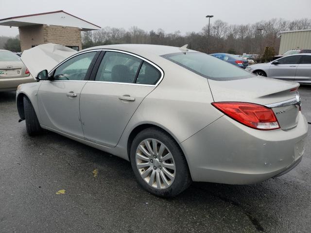 W04GN5EC1B1074521 - 2011 BUICK REGAL CXL CREAM photo 2