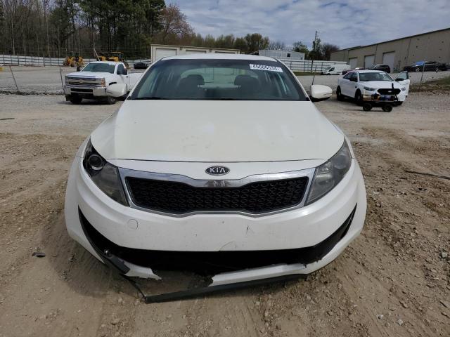 KNAGM4A79B5134448 - 2011 KIA OPTIMA LX WHITE photo 5