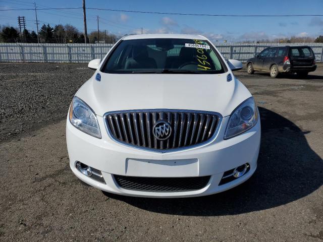 1G4PS5SK5G4175685 - 2016 BUICK VERANO WHITE photo 5