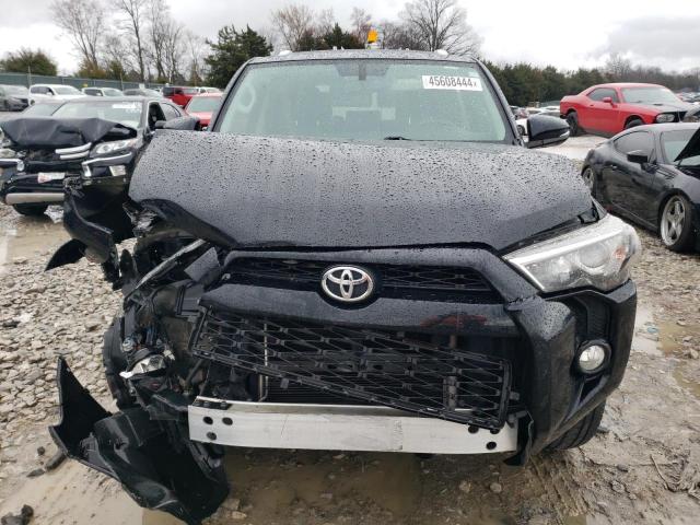 JTEZU5JRXJ5183462 - 2018 TOYOTA 4RUNNER SR5 BLACK photo 5