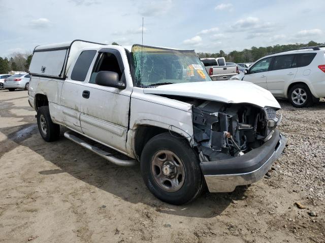 2GCEC19VX31149588 - 2003 CHEVROLET SILVERADO C1500 WHITE photo 4