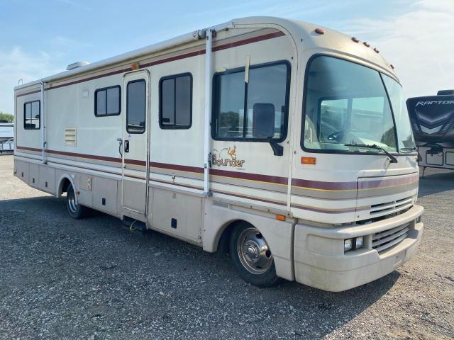 1GBKP37N8R3325678 - 1994 CHEVROLET P30 BEIGE photo 1