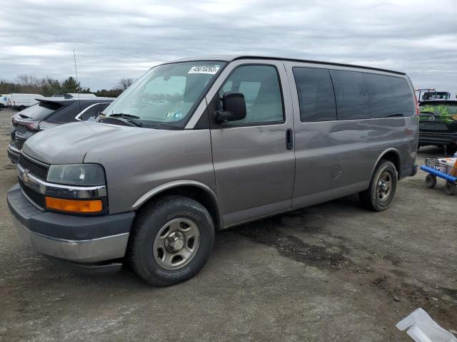 1GNFG15Z771180592 - 2007 CHEVROLET EXPRESS GRAY photo 1