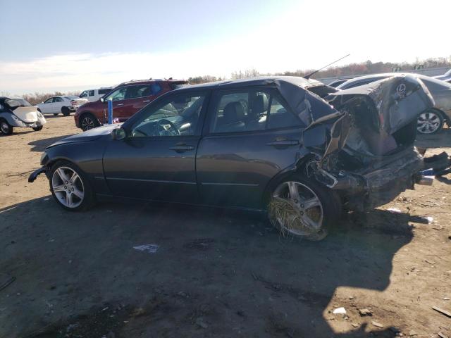 JTHBD192630068054 - 2003 LEXUS IS 300 GRAY photo 2