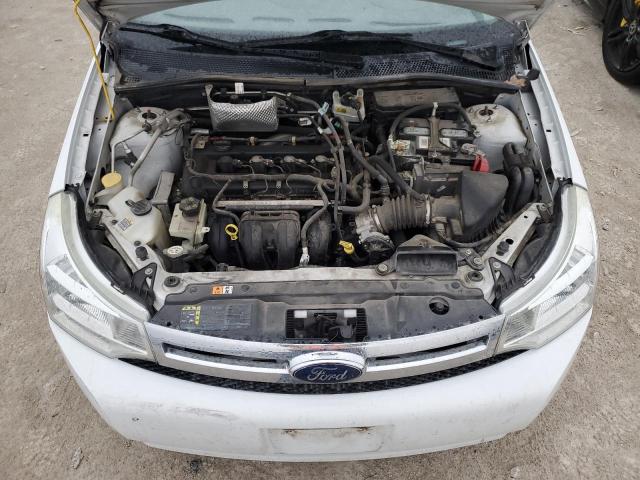 1FAHP34N68W150859 - 2008 FORD FOCUS S/SE WHITE photo 11