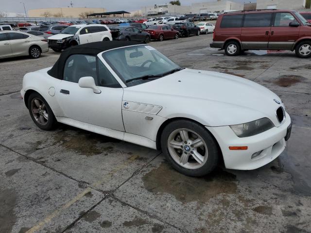 4USCH9342YLG05265 - 2000 BMW Z3 2.3 WHITE photo 4