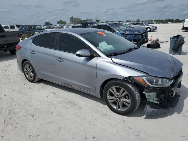 5NPD84LF4HH034037 - 2017 HYUNDAI ELANTRA SE SILVER photo 4