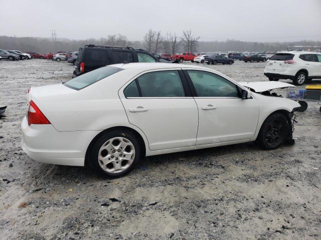 3FAHP0HA2BR345583 - 2011 FORD FUSION SE WHITE photo 3