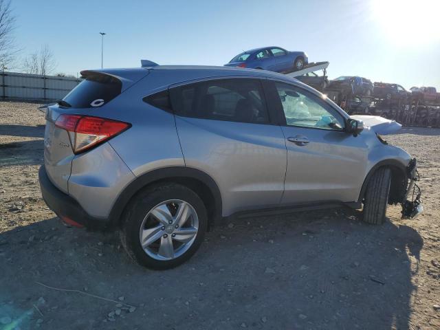 3CZRU6H54KM733936 - 2019 HONDA HR-V EX SILVER photo 3