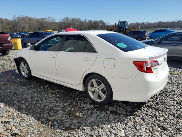 4T1BF1FK4DU713807 - 2013 TOYOTA CAMRY L WHITE photo 2