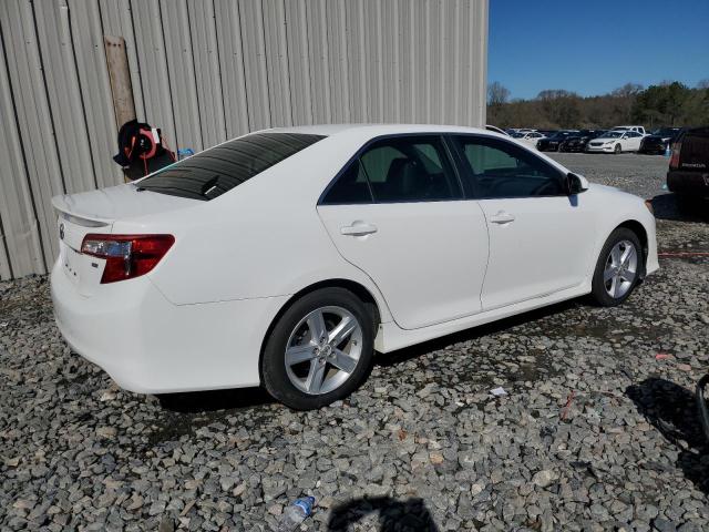 4T1BF1FK4DU713807 - 2013 TOYOTA CAMRY L WHITE photo 3